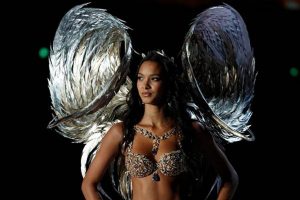 Photo of $2 MILLION Victoria’s Secret fantasy BRA