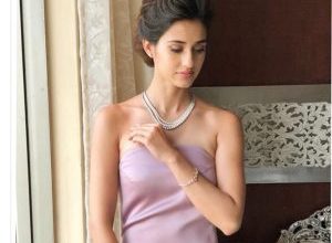 Photo of Disha Patani looks exquisite in this mauve ensemble