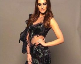 Photo of Kriti Sanon’s dramatic outfit is all about ruffles