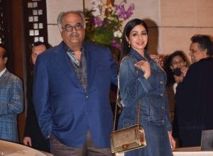 Photo of Sridevi’s denim outfit misses the mark BIG time