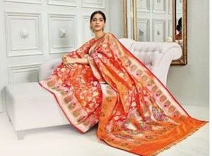 Photo of Sonam Kapoor looked ravishing in a bright coloured Banarasi sari from Neeru’s