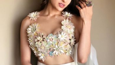 Photo of Sara Ali Khan looked stunning in this 3D floral applique blouse