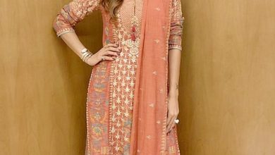 Photo of Shilpa Shetty looks beautiful in this hand embroidered outfit