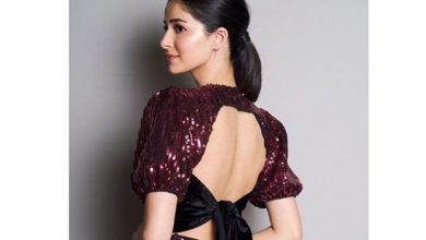 Photo of Ananya Panday looks beautiful in this sequinned dress