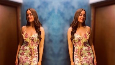 Photo of Sonakshi Sinha stuns in this thigh-high slit dress