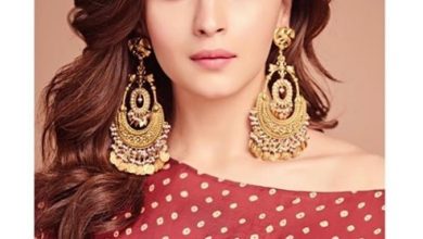 Photo of Alia Bhatt stuns in this Sabyasachi outfit