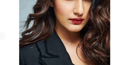 Photo of Fatima Sana Shaikh looks beautiful in this black pantsuit