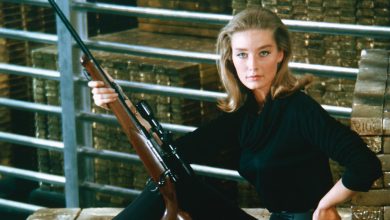 Photo of Bond girl Tania Mallet dies at 77