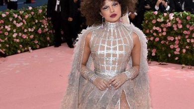 Photo of Priyanka Chopra Jonas donnes Dior gown and a crown at Met Gala 2019