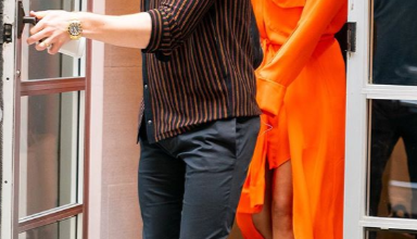 Photo of Priyanka Chopra looks hot in this tangerine coloured dress