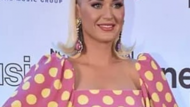 Photo of Katy Perry looks hot in this mini dress