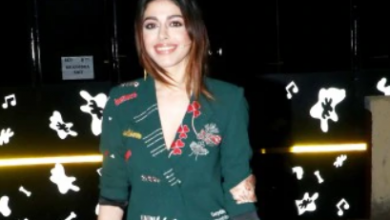 Photo of Alaya F was spotted looking beautiful in a mini blazer dress