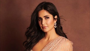 Photo of Katrina Kaif looks gorgeous in an embellished sari