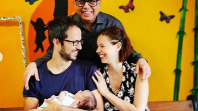Photo of Kalki Koechlin shares first picture of her baby girl Sappho