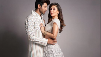 Photo of Kareena Kapoor and Kartik Aaryan walk the ramp for Manish Malhotra