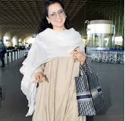 Photo of Kangana Ranaut In An Easy-Breezy Airport Look