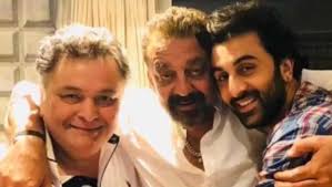 Photo of When Rishi Kapoor got teary eyed after watching the trailer of Ranbir Kapoor’s Sanju; Watch viral video
