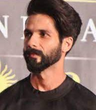 Photo of Shahid Kapoor and Malavika Mohanan to come together for a project