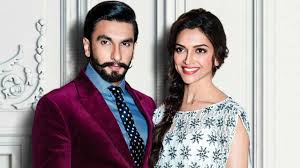 Photo of Ranveer Singh and Deepika Padukone groove to Beqaboo song in their car