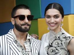 Photo of Deepika Padukone and Ranveer Singh’s PDA is too cute to miss in this new video