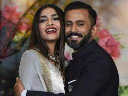 Photo of Sonam Kapoor wishes Anand Ahuja a happy anniversary with the sweetest post. An eternity to go