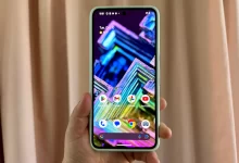 Photo of Google Pixel 8’s AI wallpaper is its best customization feature, here’s why I feel so