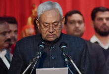 Photo of Nitish Kumar takes oath as Bihar CM for a record-tying ninth time after coming back to the NDA.