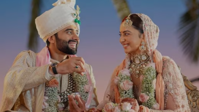 Photo of Rakul Preet Singh and Jackky Bhagnani share lovely first official wedding photos.